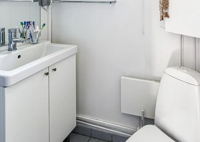 2 Bedroom Gorgeous In Casa vacanze Hadsund
