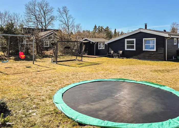 2 Bedroom Gorgeous In *