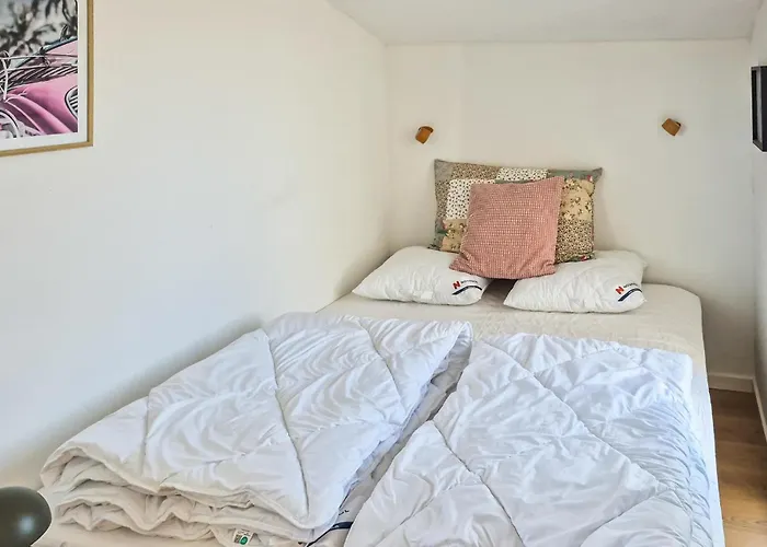 2 Bedroom Gorgeous In Hadsund